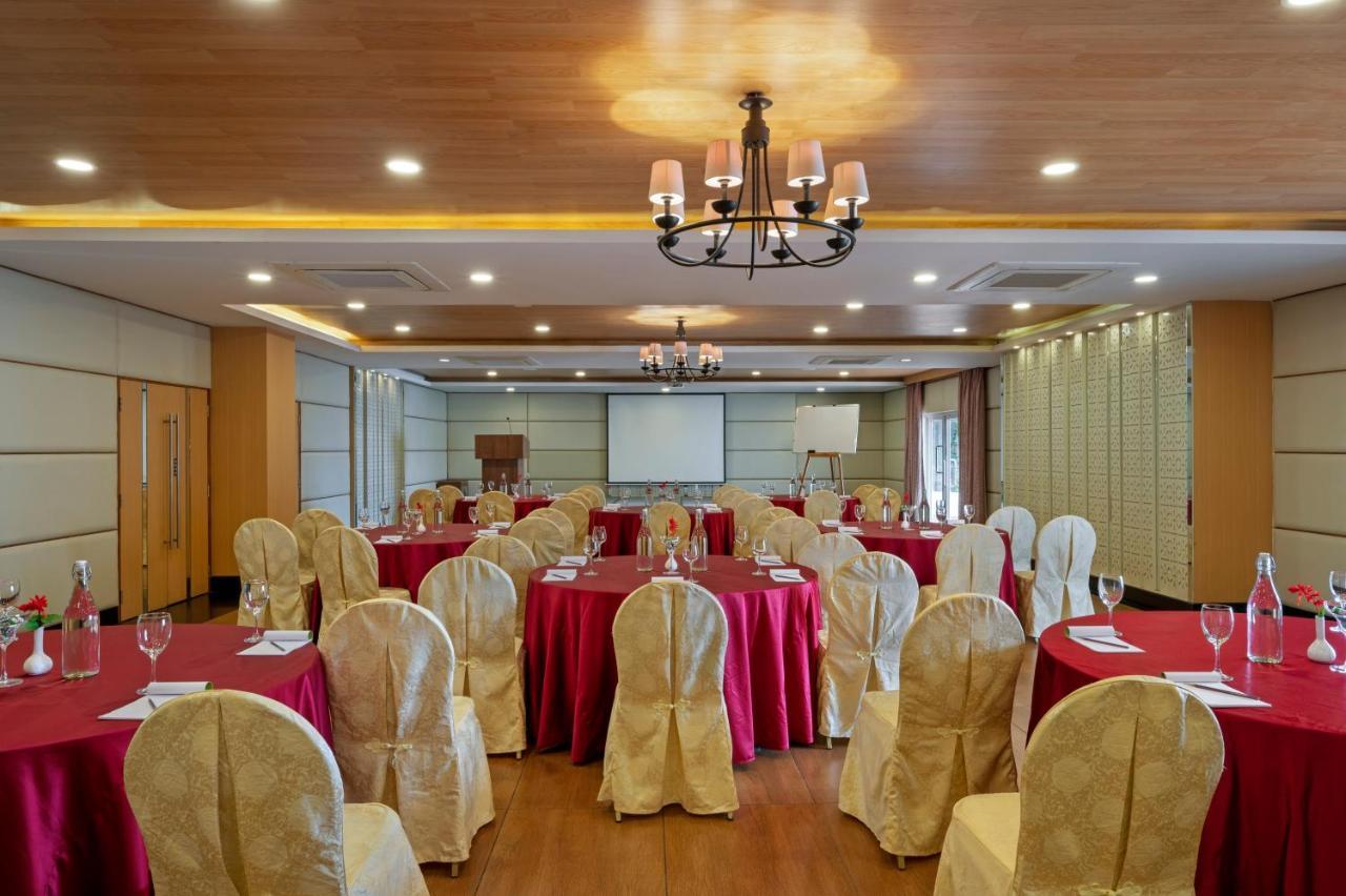 Sterling Yercaud Hotel Exterior foto